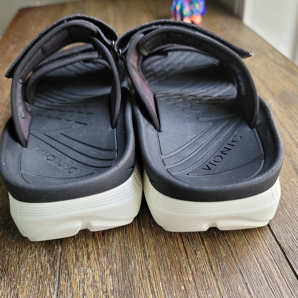 Vionic Black Sandals - Picture 6 of 8